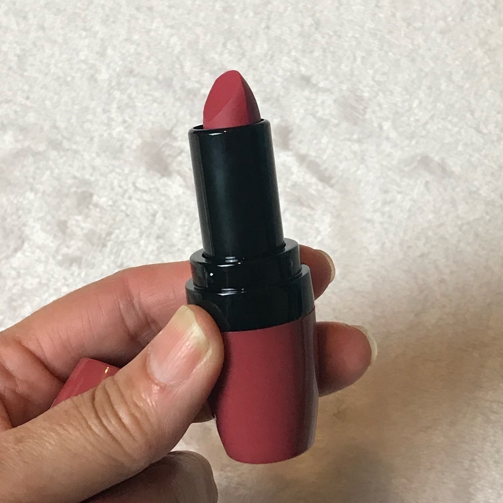 ✨✨5/$10✨✨ Cosmetics Professional Top Lady Matte Lipstick Nro 306 New /Never Worn - Picture 5 of 6